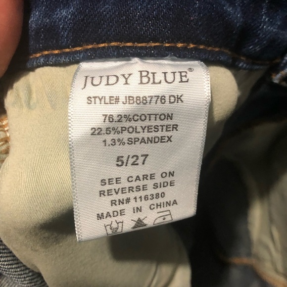 Judy Blue Jeans Women's 5/27 Slim Fit Dark Wash Stretchy Everyday Denim - Picture 4 of 6